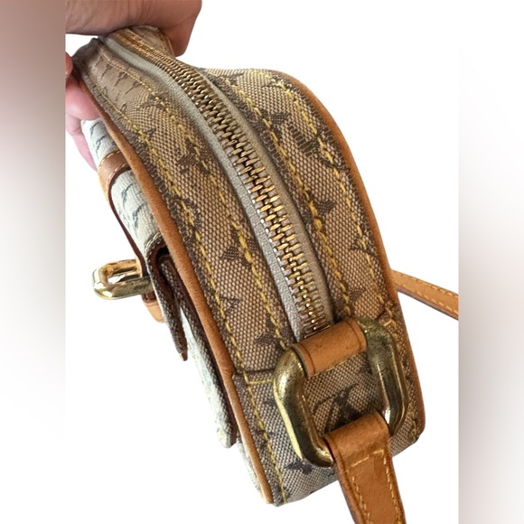 Louis Vuitton Mini Lin Juliette Pouchette PM - Picture 10 of 12